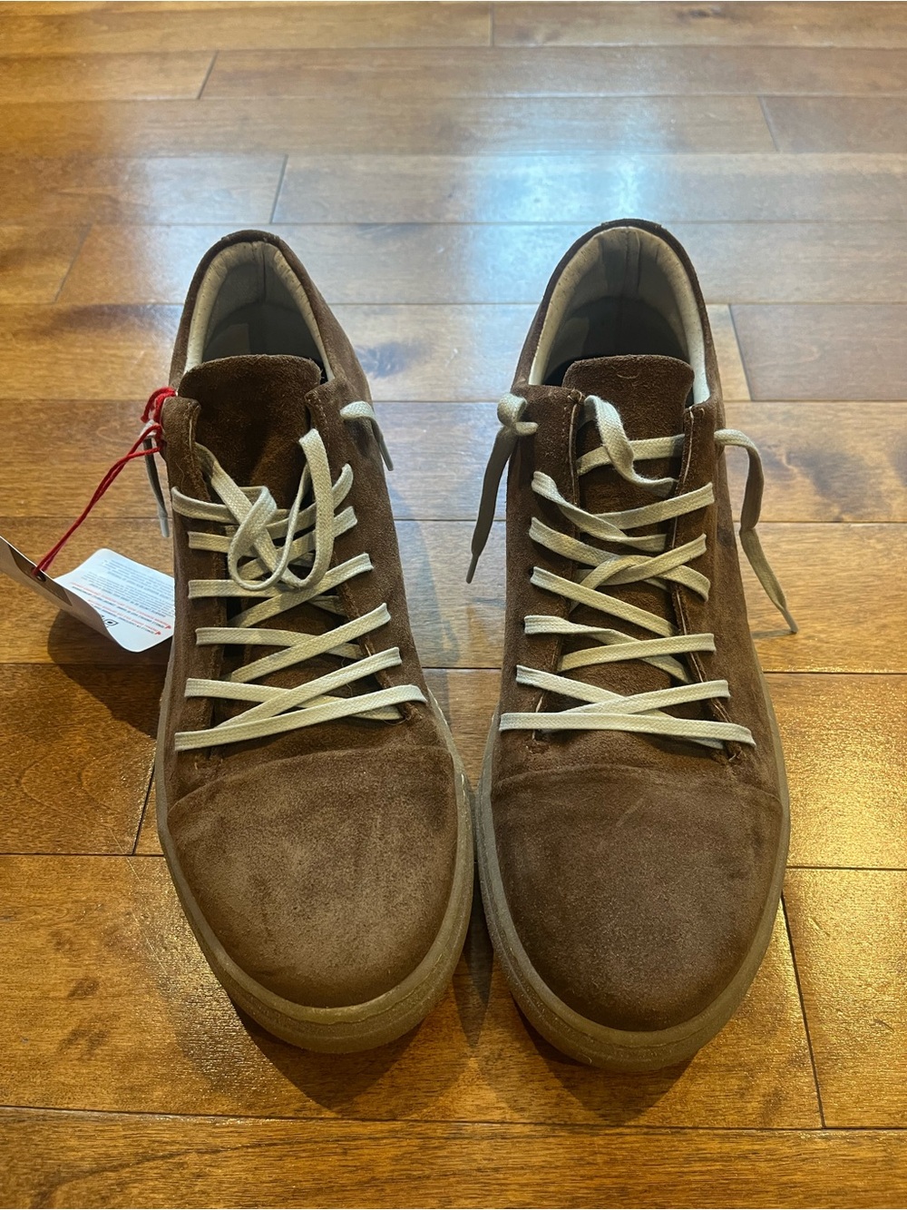 NWT Pajar Brown Suede Men's Low-Top Sneakers with Cream Laces